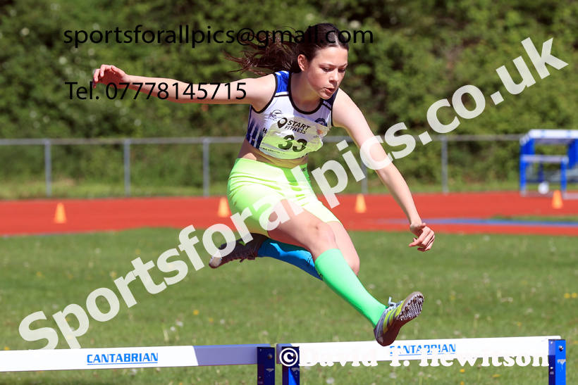 Hurdles, 2026 North Eastern Track and Field Champs, Shildon, County Durham. Photo: David T. Hewitson/Sports for All Pics